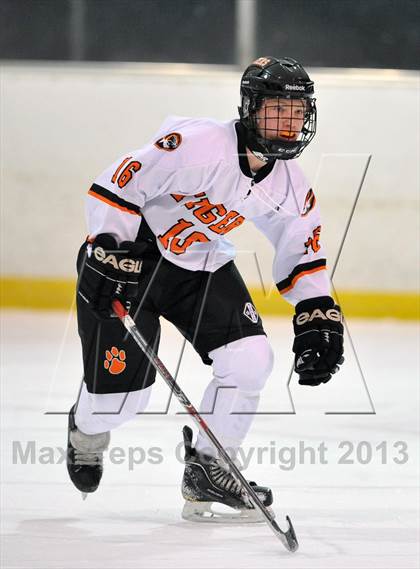 Thumbnail 1 in White Plains vs. Archbishop Stepinac (Tiger Tournament) photogallery.