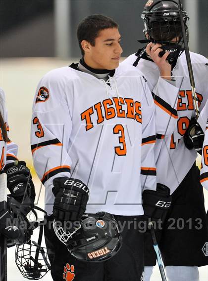Thumbnail 2 in White Plains vs. Archbishop Stepinac (Tiger Tournament) photogallery.