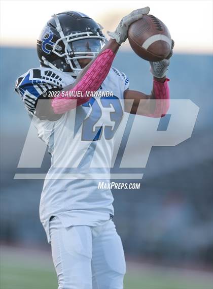 Thumbnail 3 in Desert Christian @ Milken photogallery.