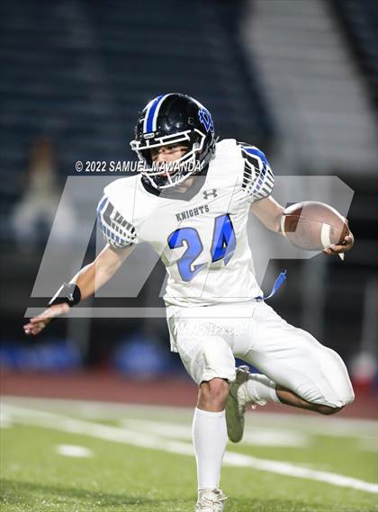 Thumbnail 3 in Desert Christian @ Milken photogallery.