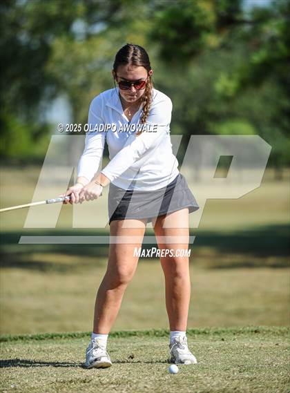 Thumbnail 1 in JV: Greenville Wright Park Invitational photogallery.