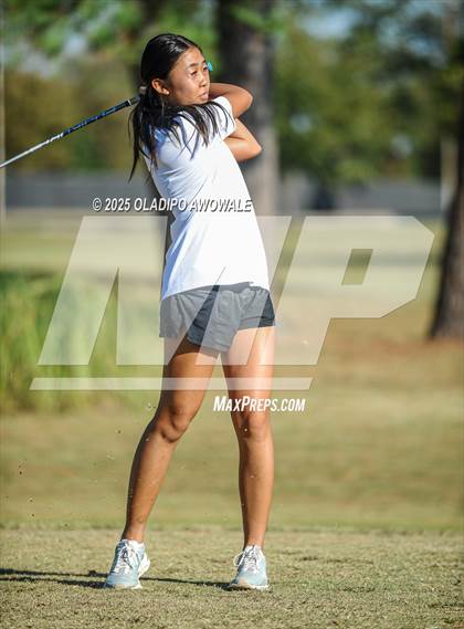 Thumbnail 3 in JV: Greenville Wright Park Invitational photogallery.