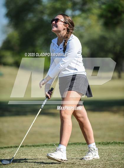 Thumbnail 3 in JV: Greenville Wright Park Invitational photogallery.