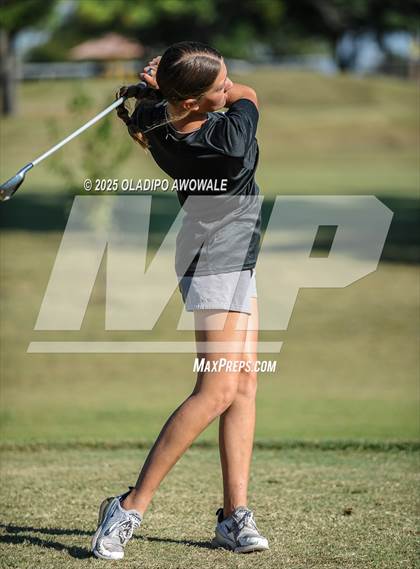 Thumbnail 1 in JV: Greenville Wright Park Invitational photogallery.