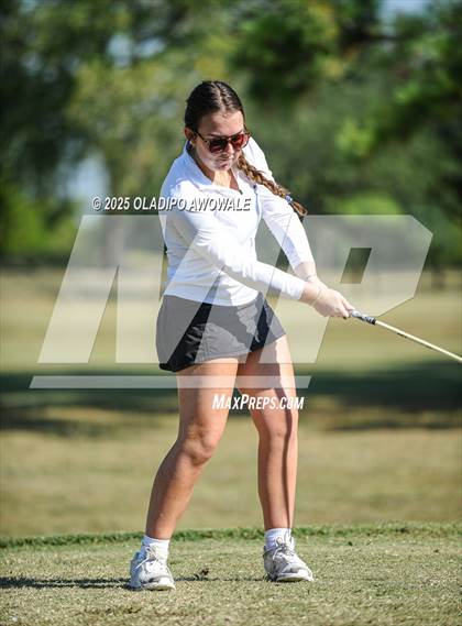 Thumbnail 2 in JV: Greenville Wright Park Invitational photogallery.