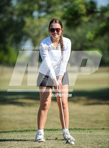 Thumbnail 1 in JV: Greenville Wright Park Invitational photogallery.