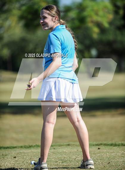 Thumbnail 3 in JV: Greenville Wright Park Invitational photogallery.