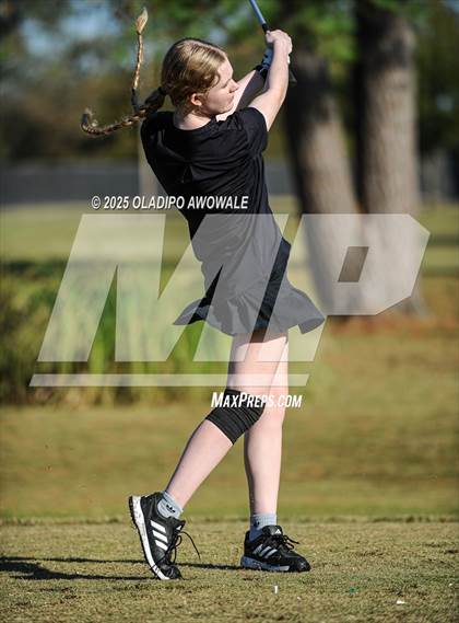 Thumbnail 2 in JV: Greenville Wright Park Invitational photogallery.