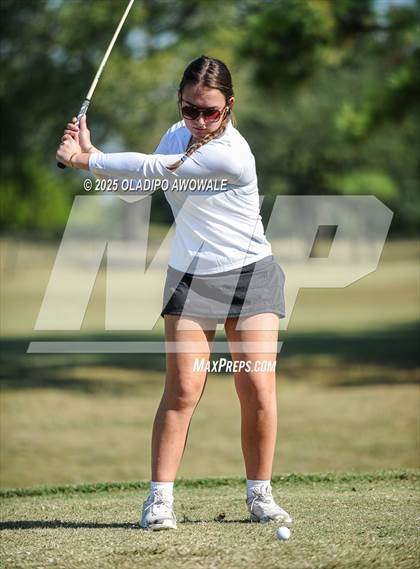 Thumbnail 3 in JV: Greenville Wright Park Invitational photogallery.