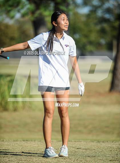 Thumbnail 2 in JV: Greenville Wright Park Invitational photogallery.