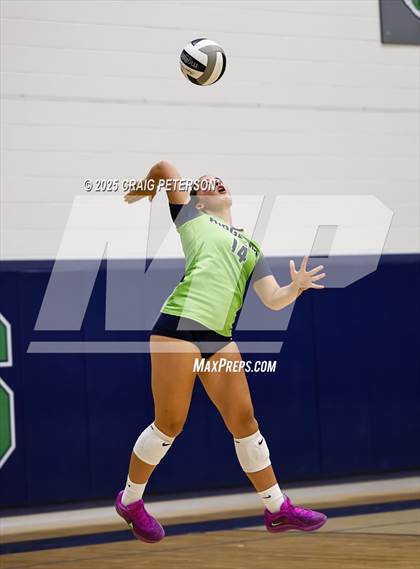 Thumbnail 3 in Farmington @ Ridgeline photogallery.