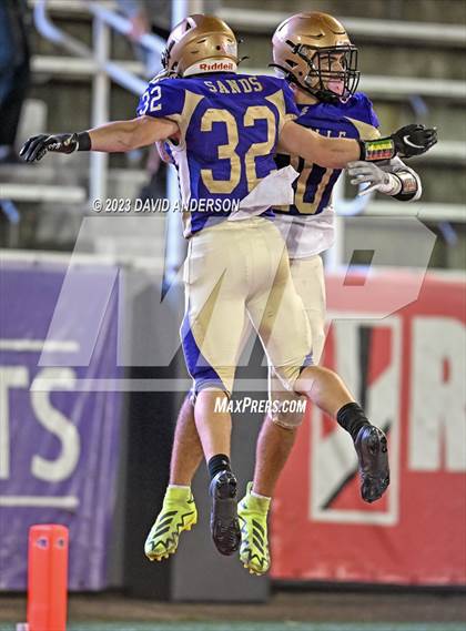 Thumbnail 2 in East Islip vs. Sayville (Section 11 Division III Final) photogallery.