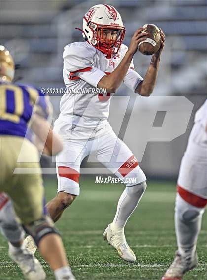 Thumbnail 2 in East Islip vs. Sayville (Section 11 Division III Final) photogallery.