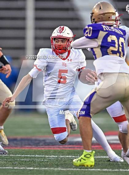 Thumbnail 3 in East Islip vs. Sayville (Section 11 Division III Final) photogallery.