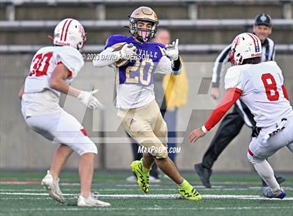 Thumbnail 3 in East Islip vs. Sayville (Section 11 Division III Final) photogallery.