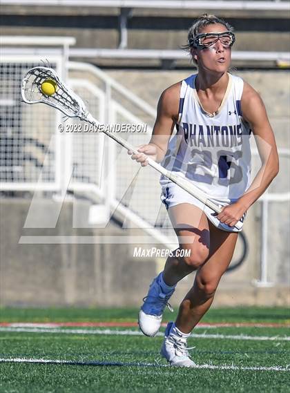 Thumbnail 3 in Bayport-Blue Point vs. Manhasset Class C Final photogallery.