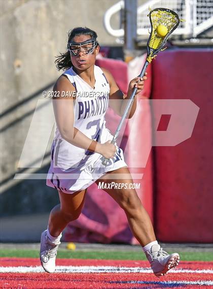 Thumbnail 1 in Bayport-Blue Point vs. Manhasset Class C Final photogallery.