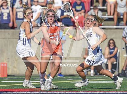 Thumbnail 2 in Bayport-Blue Point vs. Manhasset Class C Final photogallery.