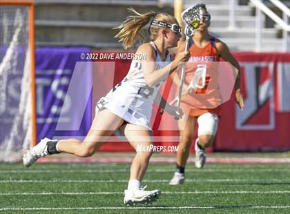 Thumbnail 1 in Bayport-Blue Point vs. Manhasset Class C Final photogallery.