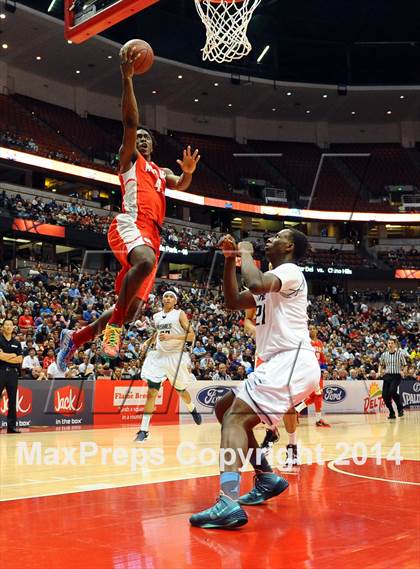 Thumbnail 2 in Mater Dei vs. Chino Hills (CIF SS Open Division Final) photogallery.