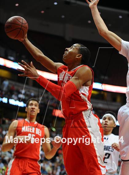 Thumbnail 2 in Mater Dei vs. Chino Hills (CIF SS Open Division Final) photogallery.