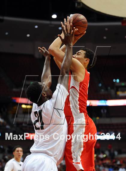 Thumbnail 3 in Mater Dei vs. Chino Hills (CIF SS Open Division Final) photogallery.