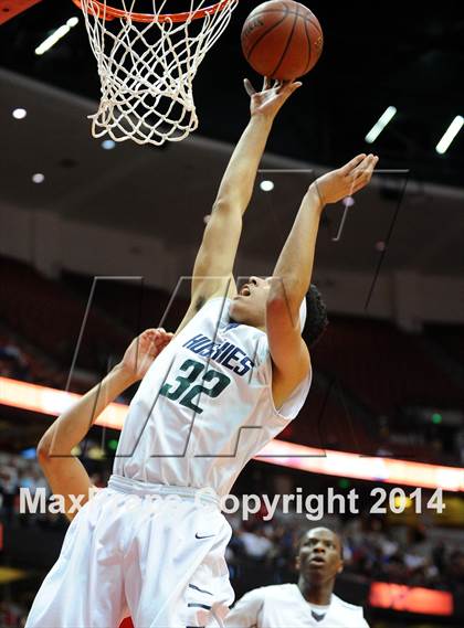 Thumbnail 1 in Mater Dei vs. Chino Hills (CIF SS Open Division Final) photogallery.