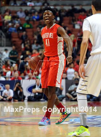 Thumbnail 1 in Mater Dei vs. Chino Hills (CIF SS Open Division Final) photogallery.