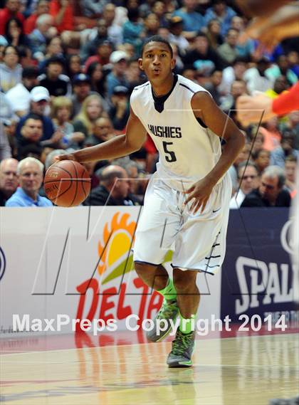Thumbnail 3 in Mater Dei vs. Chino Hills (CIF SS Open Division Final) photogallery.