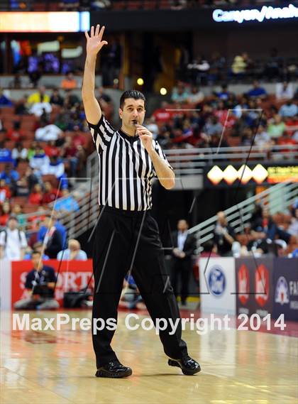 Thumbnail 2 in Mater Dei vs. Chino Hills (CIF SS Open Division Final) photogallery.