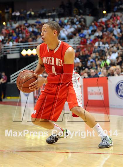 Thumbnail 1 in Mater Dei vs. Chino Hills (CIF SS Open Division Final) photogallery.