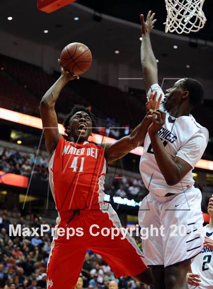 Thumbnail 1 in Mater Dei vs. Chino Hills (CIF SS Open Division Final) photogallery.