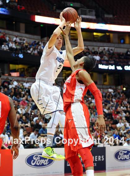 Thumbnail 3 in Mater Dei vs. Chino Hills (CIF SS Open Division Final) photogallery.