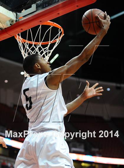 Thumbnail 3 in Mater Dei vs. Chino Hills (CIF SS Open Division Final) photogallery.