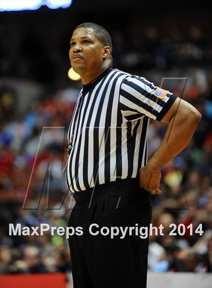 Thumbnail 1 in Mater Dei vs. Chino Hills (CIF SS Open Division Final) photogallery.