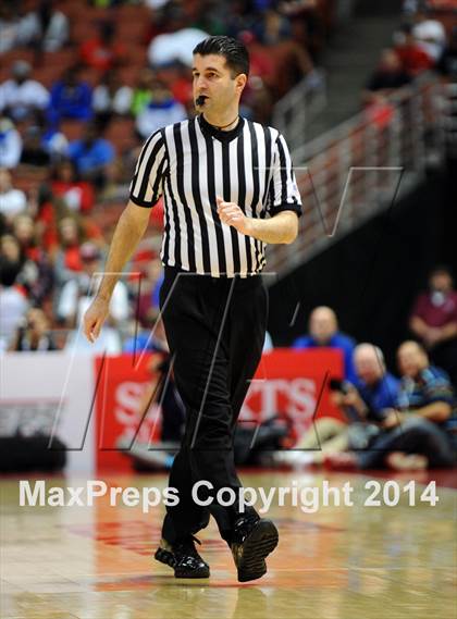 Thumbnail 3 in Mater Dei vs. Chino Hills (CIF SS Open Division Final) photogallery.