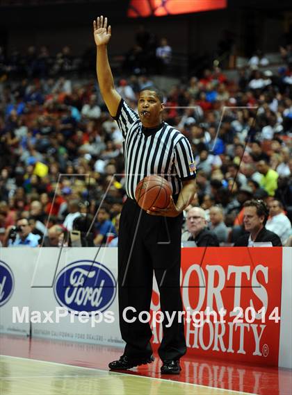 Thumbnail 2 in Mater Dei vs. Chino Hills (CIF SS Open Division Final) photogallery.