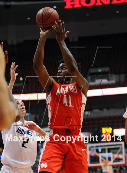 Thumbnail 3 in Mater Dei vs. Chino Hills (CIF SS Open Division Final) photogallery.