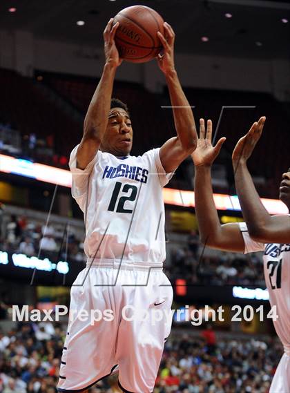 Thumbnail 1 in Mater Dei vs. Chino Hills (CIF SS Open Division Final) photogallery.