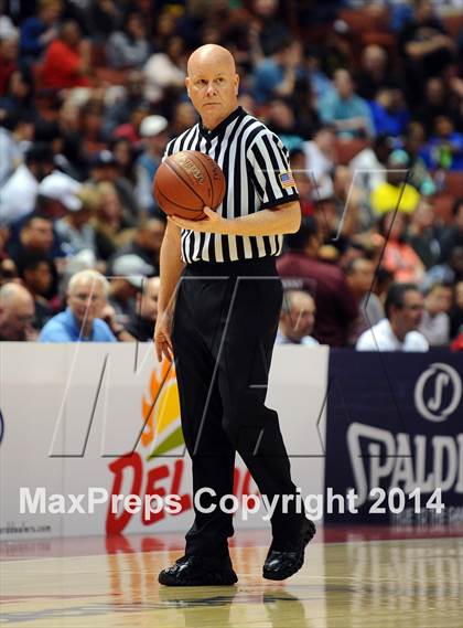 Thumbnail 2 in Mater Dei vs. Chino Hills (CIF SS Open Division Final) photogallery.