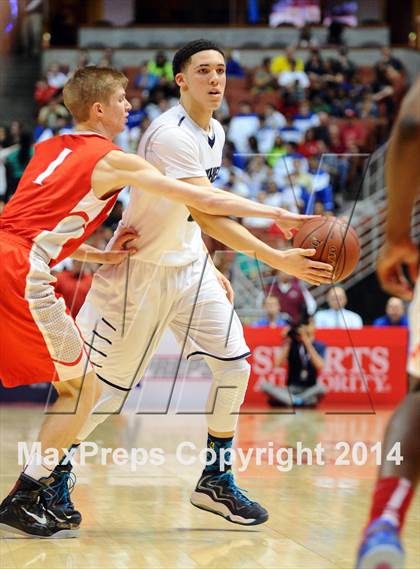 Thumbnail 2 in Mater Dei vs. Chino Hills (CIF SS Open Division Final) photogallery.
