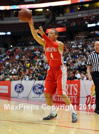 Thumbnail 1 in Mater Dei vs. Chino Hills (CIF SS Open Division Final) photogallery.