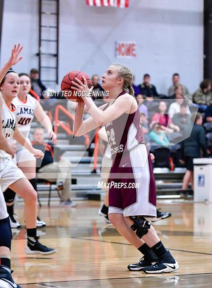 Thumbnail 3 in Lamar vs Perryville (AAA 3A Conderence 2nd Round Playoff) photogallery.