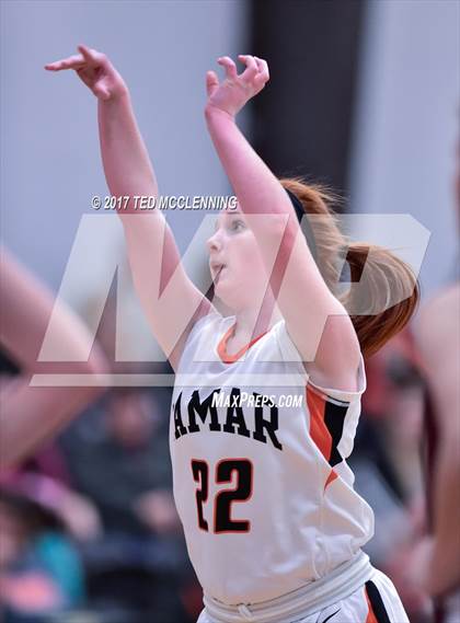 Thumbnail 3 in Lamar vs Perryville (AAA 3A Conderence 2nd Round Playoff) photogallery.
