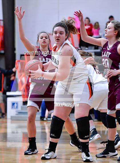 Thumbnail 3 in Lamar vs Perryville (AAA 3A Conderence 2nd Round Playoff) photogallery.