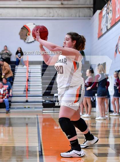 Thumbnail 2 in Lamar vs Perryville (AAA 3A Conderence 2nd Round Playoff) photogallery.