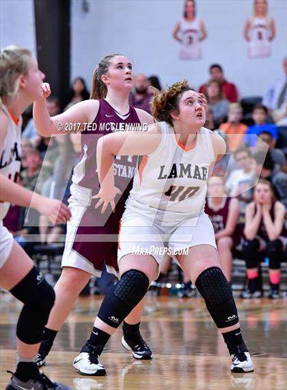 Thumbnail 1 in Lamar vs Perryville (AAA 3A Conderence 2nd Round Playoff) photogallery.