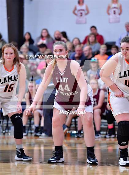 Thumbnail 3 in Lamar vs Perryville (AAA 3A Conderence 2nd Round Playoff) photogallery.