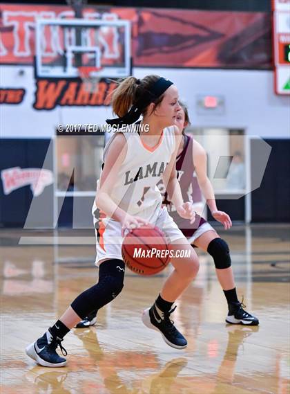 Thumbnail 1 in Lamar vs Perryville (AAA 3A Conderence 2nd Round Playoff) photogallery.