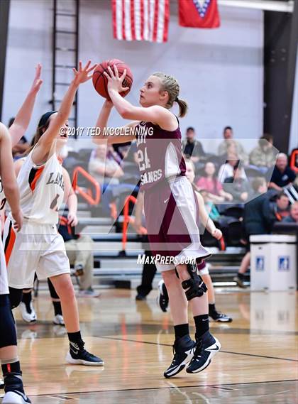Thumbnail 1 in Lamar vs Perryville (AAA 3A Conderence 2nd Round Playoff) photogallery.